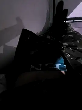 Braz96 online show from November 23, 2025, 3:56 pm