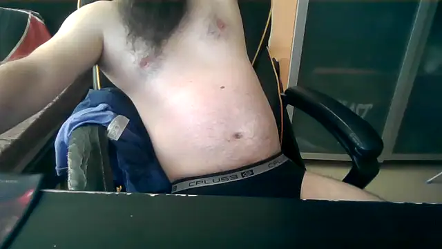 LondonMan1988 online show from February 25, 2026, 10:03 am