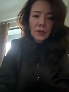 anna yngs online show from March 2, 2026, 10:22 am