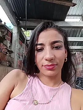 -juicy  online show from October 11, 2025, 7:23 pm