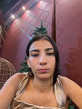 -juicy  online show from November 27, 2025, 10:34 pm