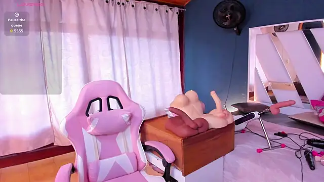 Lena Bdsm online show from December 1, 2025, 11:15 am