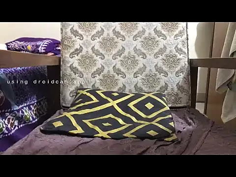 Snapshot of DhakaBabe chatting on October 18, 2025, 4:08 pm DhakaBabe online show from October 18, 2025, 4:08 pm