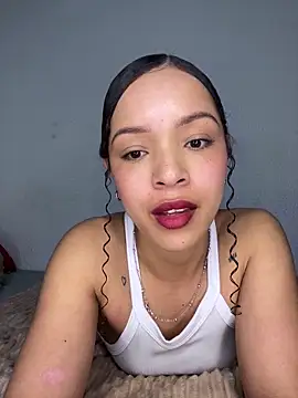 Yasmin777  online show from January 6, 2026, 1:20 am