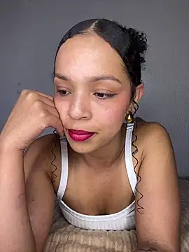 Yasmin777  online show from February 21, 2026, 10:00 pm