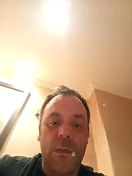 manchego85 online show from April 20, 2026, 9:49 pm