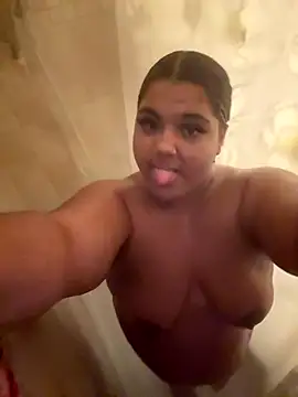 1n0nlythroat online show from October 16, 2025, 2:12 am