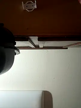 1n0nlythroat online show from November 30, 2025, 9:24 am