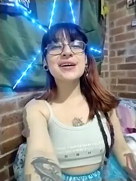  Alaskamisa online show from December 14, 2025, 11:31 pm