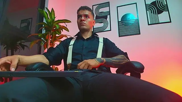 ALPHA DOMINUS  online show from March 29, 2026, 4:12 am