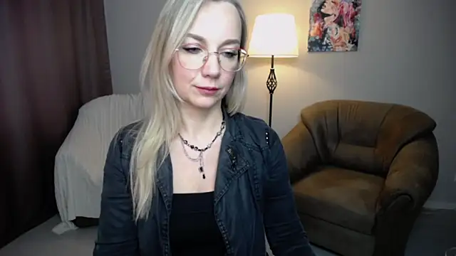 Snapshot of Ava_Elior chatting on September 11, 2025, 7:08 am Ava Elior online show from September 11, 2025, 7:08 am