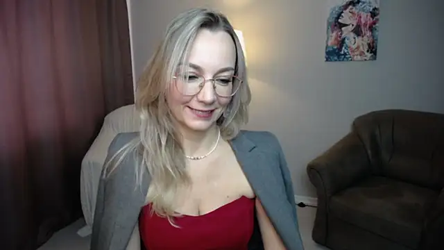 Snapshot of Ava_Elior chatting on October 4, 2025, 9:51 am Ava Elior online show from October 4, 2025, 9:51 am