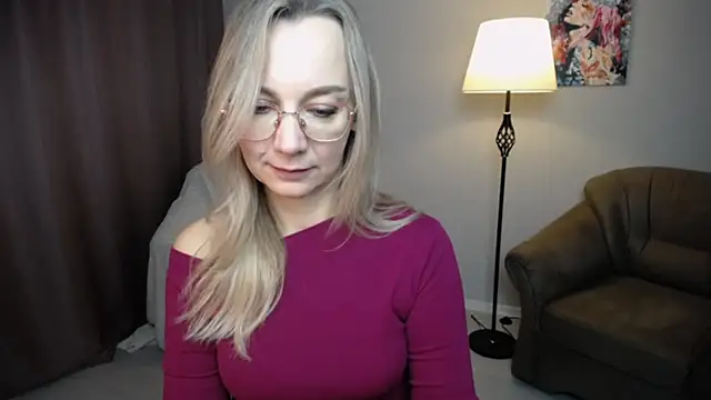 Snapshot of Ava_Elior chatting on October 12, 2025, 6:12 am Ava Elior online show from October 12, 2025, 6:12 am