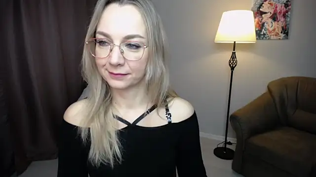 Ava Elior online show from November 9, 2025, 5:50 am