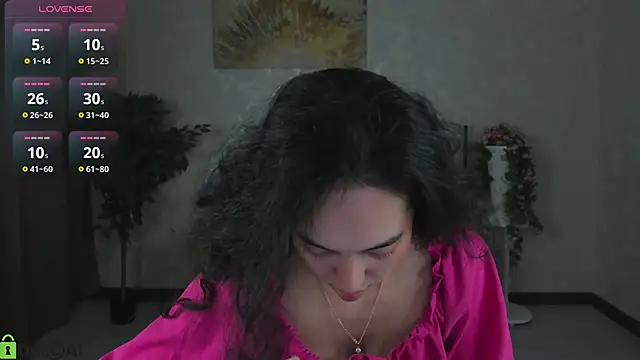 FlirtyAura online show from February 12, 2026, 3:12 am