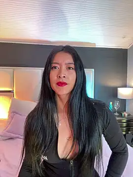 BellaFernandez   online show from November 5, 2025, 12:16 pm