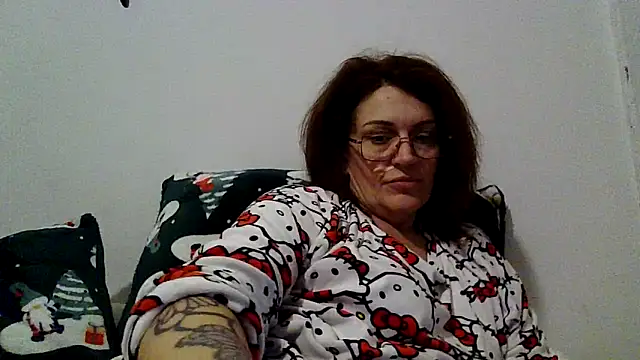 RubyyRosee online show from February 15, 2026, 9:44 pm