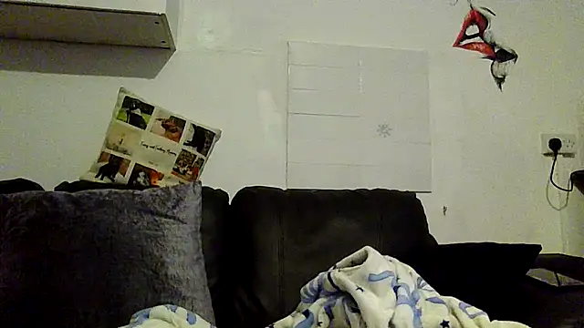 RubyyRosee online show from March 20, 2026, 6:51 am