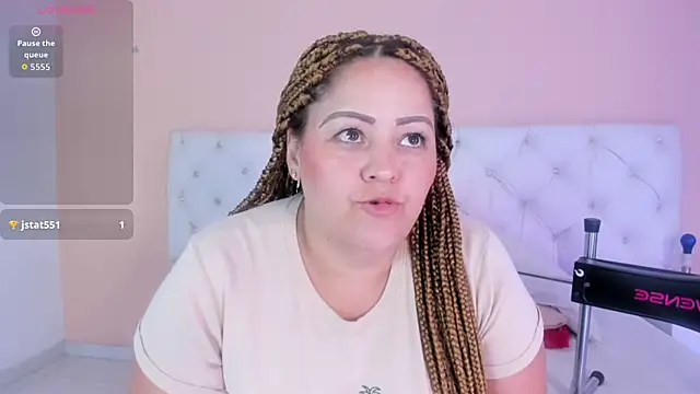 katte landerr online show from October 26, 2025, 1:06 pm