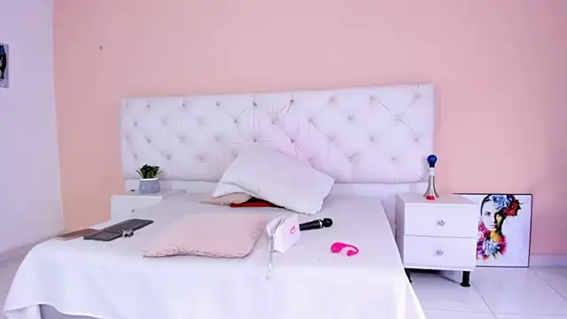 katte landerr online show from November 13, 2025, 12:59 pm