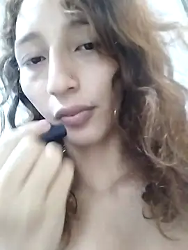 amelie sex online show from March 29, 2026, 5:02 pm