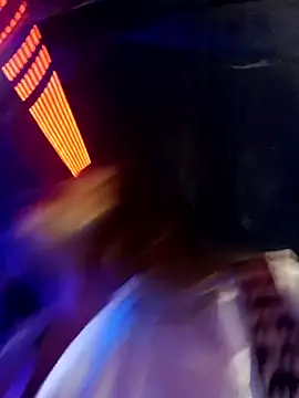 miss berlyn online show from December 14, 2025, 2:28 am