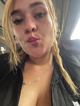 miss berlyn online show from May 27, 2026, 7:11 pm