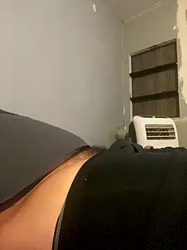 mexcok04 online show from October 13, 2025, 4:56 am