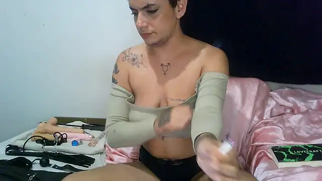 Snapshot of ttransviado chatting on September 14, 2025, 4:44 am ttransviado online show from September 14, 2025, 4:44 am