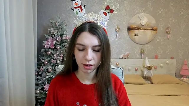 Snapshot of KellyShines chatting on December 22, 2025, 3:31 pm KellyShines online show from December 22, 2025, 3:31 pm