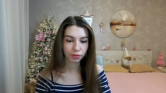 Snapshot of KellyShines chatting on January 12, 2026, 9:14 am KellyShines online show from January 12, 2026, 9:14 am