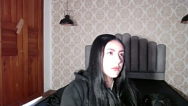 Megara 25 online show from September 10, 2025, 12:16 pm