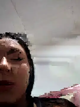 Megara 25 online show from November 3, 2025, 4:41 pm