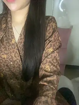 RubyBerry online show from November 5, 2025, 7:08 am