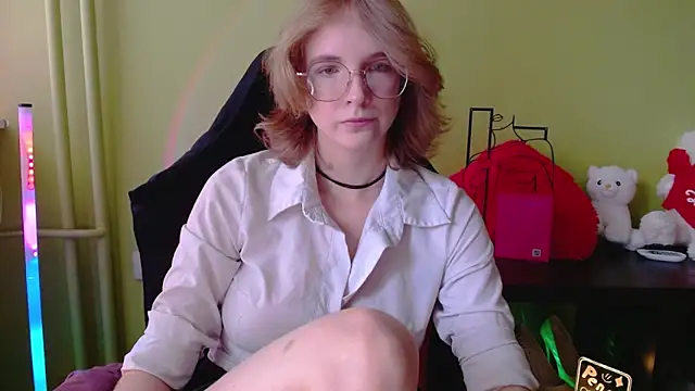 juicyPenny online show from June 10, 2026, 12:37 pm