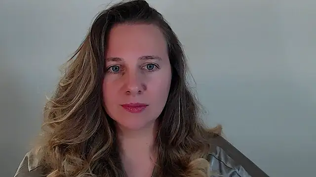 Darklure  online show from September 20, 2025, 10:55 pm