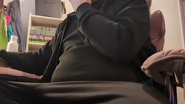 Jonpol74  online show from November 20, 2025, 10:26 am