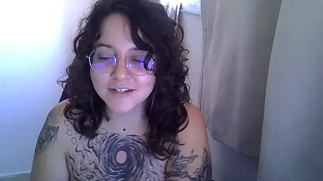 Blue Liz online show from October 12, 2025, 6:29 pm