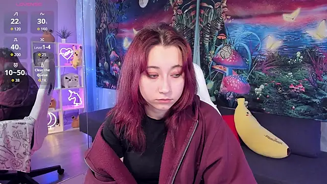 ClaraParks online show from September 27, 2025, 6:02 pm