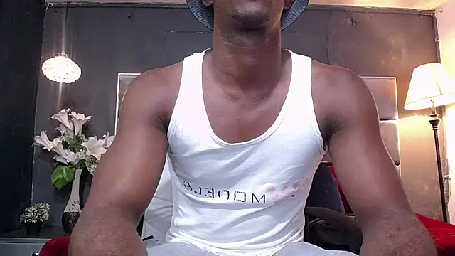 blackbignude online show from September 18, 2025, 1:40 am