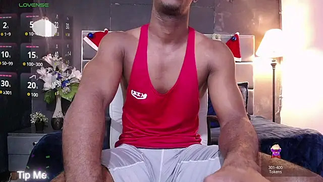 blackbignude online show from December 18, 2025, 1:44 am