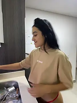 Dakota-Mitchell online show from November 24, 2025, 10:20 pm