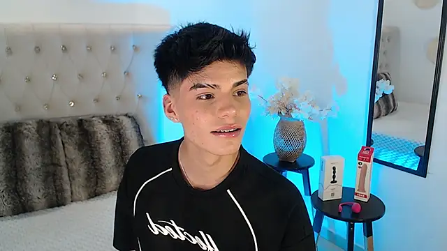 Dulcey  online show from September 10, 2025, 4:23 am