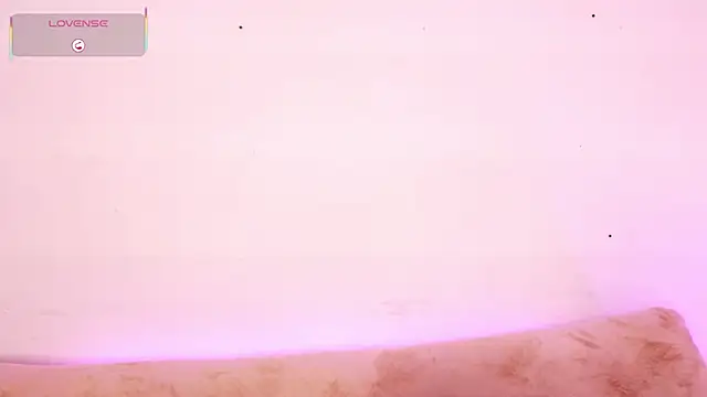 Dulcey  online show from February 3, 2026, 7:02 am