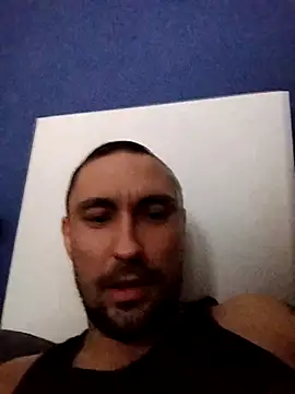 JarekJarek93 online show from December 1, 2025, 7:41 pm