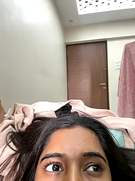 desitease online show from November 6, 2025, 11:33 am