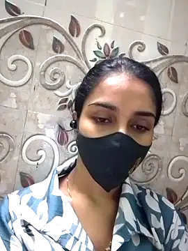 Snapshot of Zoya_G chatting on September 21, 2025, 9:38 pm Zoya G online show from September 21, 2025, 9:38 pm