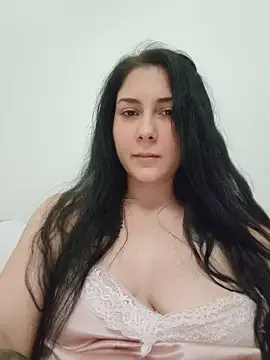 Snapshot of SaraViss20 chatting on February 15, 2026, 6:59 pm SaraViss20 online show from February 15, 2026, 6:59 pm