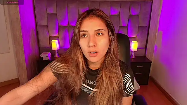 Bonnali lune online show from April 13, 2026, 10:04 pm