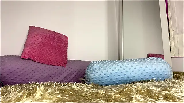 Gabrielatafur online show from October 18, 2025, 3:09 am